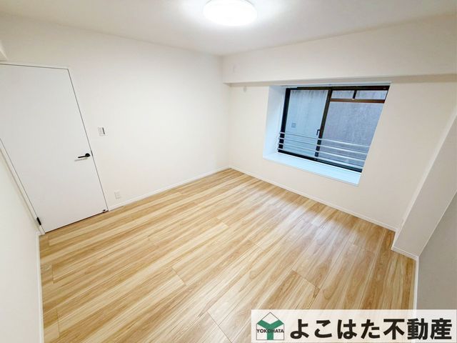 �_�ސ쌧���s�{�O�搼���1���ڂ̒��Ã}���V�����̐Q��