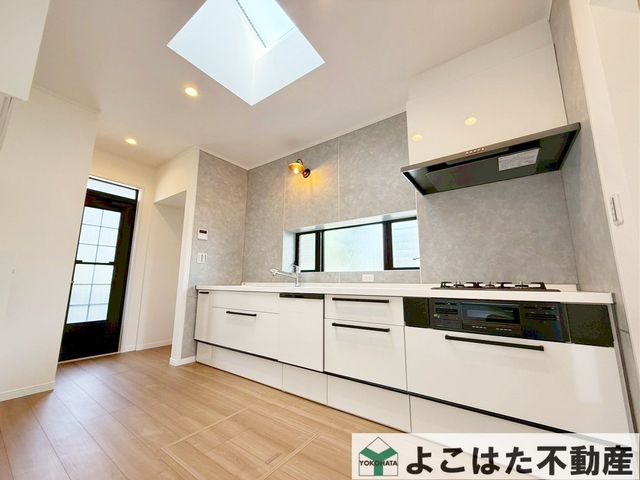 �_�ސ쌧���s�����扤�T����2���ڂ̒��È�ˌ��ẴL�b�`��