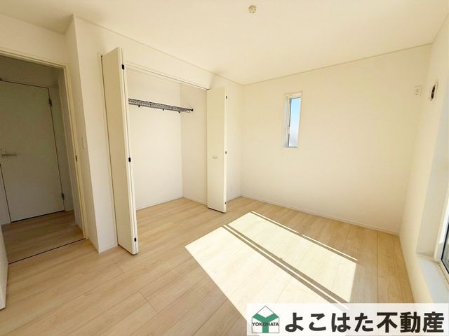 �_�ސ쌧���s�����擌�S���u1���ڂ̐V�z��ˌ��Ă̎q������
