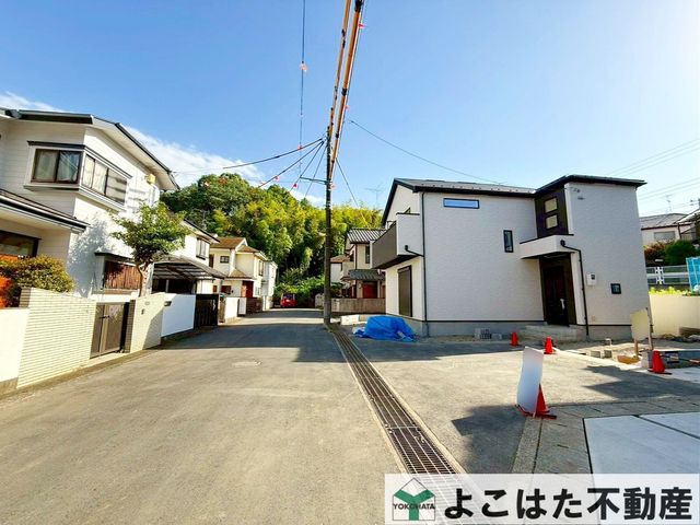 �_�ސ쌧���s������׎R4���ڂ̐V�z��ˌ��Ă̂��̑�