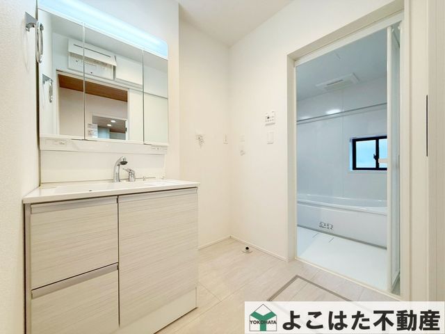 �_�ސ쌧���s������׎R4���ڂ̐V�z��ˌ��Ă̐��ʑ�E���ʏ�