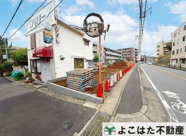 �_�ސ쌧���s�����扤�T����7���ڂ̐V�z��ˌ��Ă̂��̑�