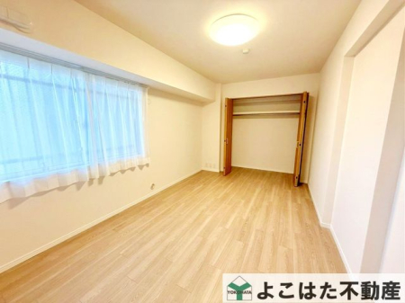 �_�ސ쌧���s�����擌�S���u3���ڂ̒��Ã}���V�����̐Q��