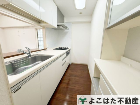 �_�ސ쌧���s������e�`6���ڂ̒��Ã}���V�����̃L�b�`��