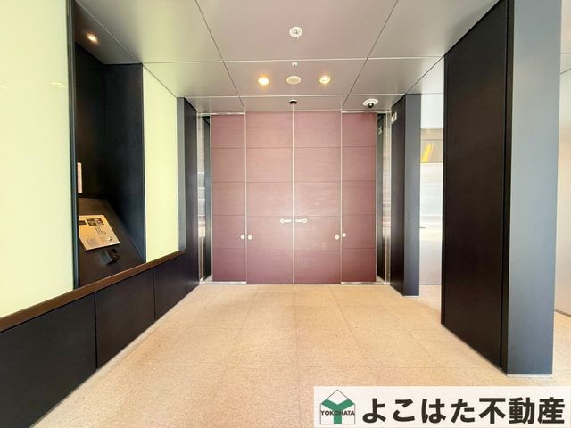 �_�ސ쌧���s������o�� �̒��Ã}���V�����̃G���g�����X