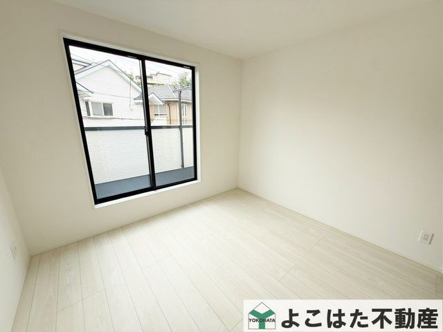 �_�ސ쌧���s�����捂��5���ڂ̐V�z��ˌ��Ă̎q������
