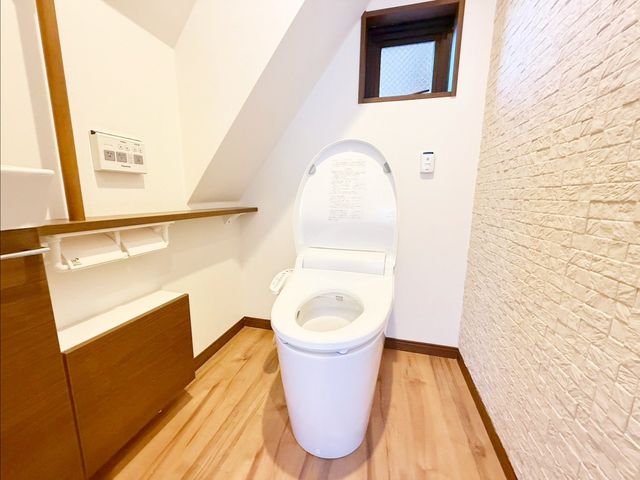 �����s�{���s�Β�2���ڂ̒��Ã}���V�����̃g�C��