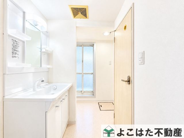 �_�ސ쌧���s�����搛��J3���ڂ̒��Ã}���V�����̐��ʑ�E���ʏ�